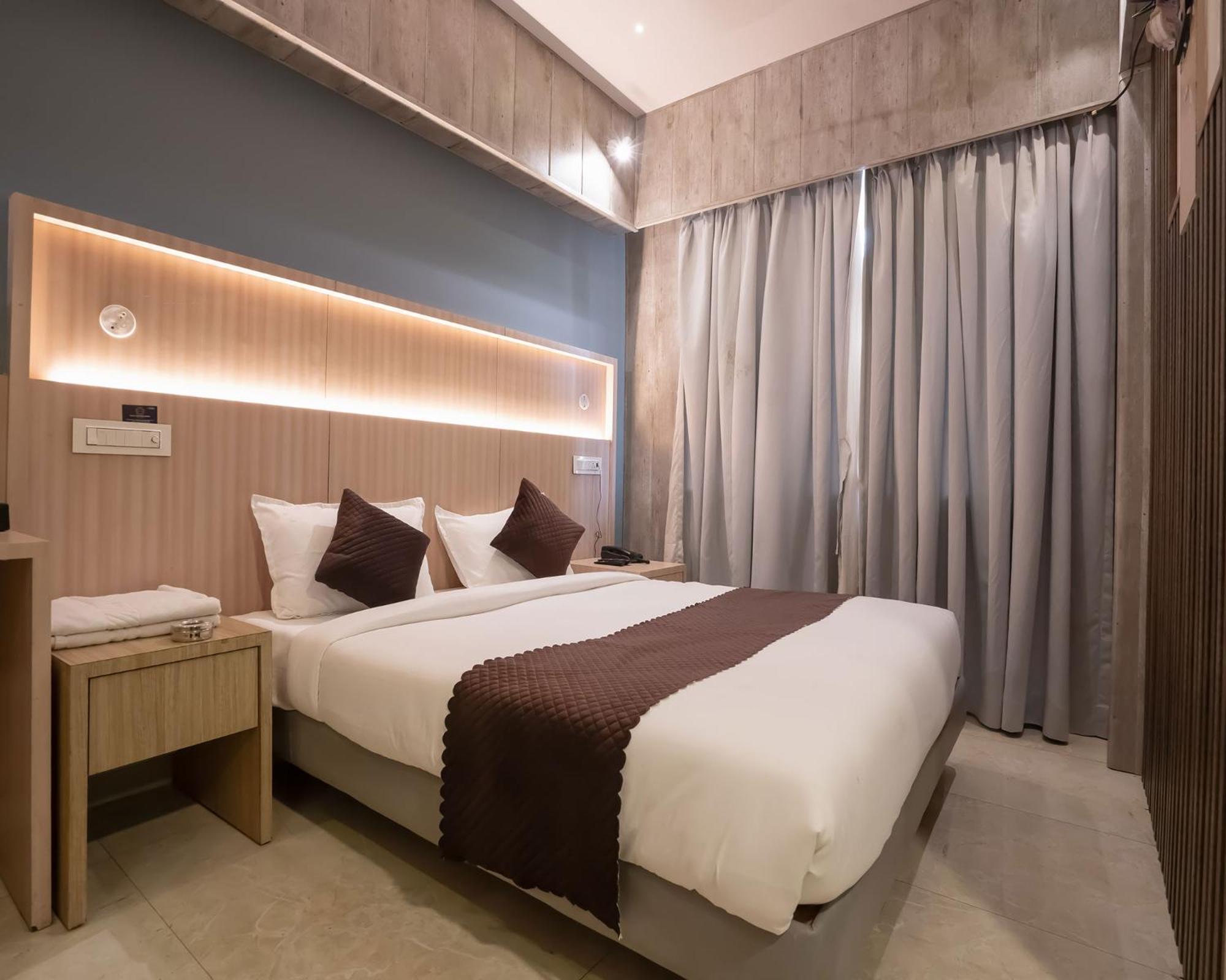 Hotel Grand Seasons- Navi Mumbai Exterior photo